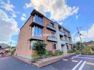 ヒルズ エルドラード【2階】の外観