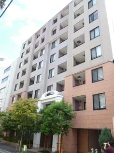 クリオ三田ラ・モード【2階】の外観