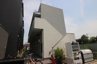 Courage【1階】の外観