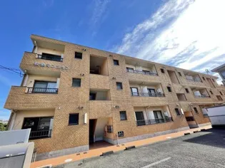 松栄マンション【1階】の外観