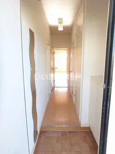 サマックス・マノアールI【1階】の玄関