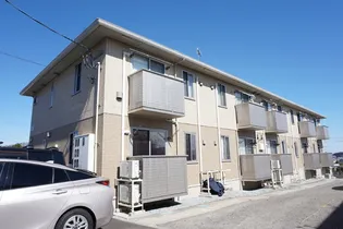 パークフラッツ上野山【1階】の外観