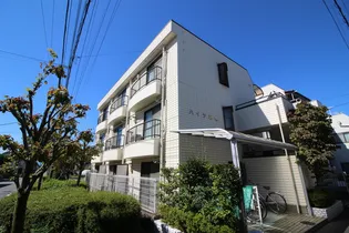 ハイツ麹町【1階】の外観