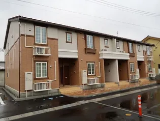 新潟県村上市塩町【アパート】の外観