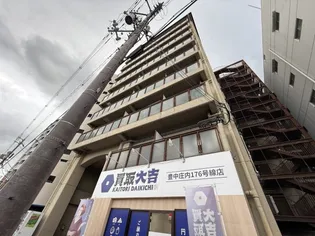 メゾンサプリーム【6階】の外観