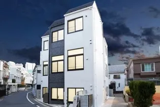 東京都新宿区北新宿2【マンション】の外観