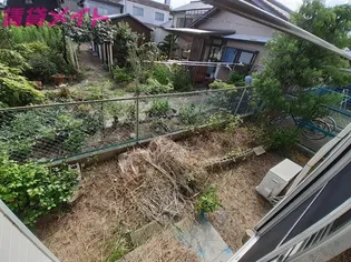 エステート川崎A棟【1階】の内装