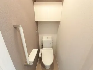 ワイ.タカミヤII【2階】の内装