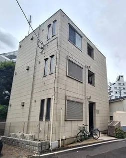 ファミール北沢【2階】の外観