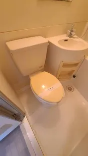 リアライズ本山【2階】の内装