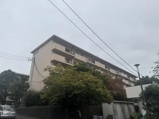 団地6-8-12【3階】の外観