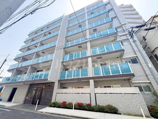 東京都足立区中川4【マンション】の外観