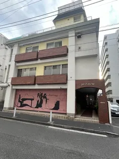 リレント山下町【3階】の外観