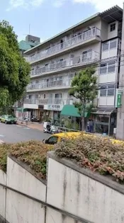 東京都新宿区上落合1【マンション】の外観