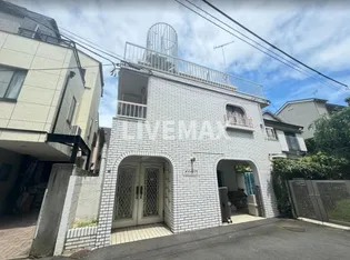 東京都新宿区余丁町【マンション】の外観
