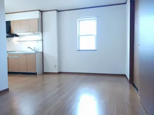 サン ファミリーA【2階】の内装