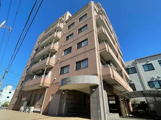 ロイヤルクマイ【6階】の外観