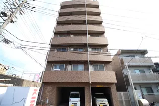 東京都荒川区西日暮里2【マンション】の外観