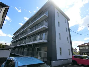 いずみレジデンス【3階】の外観