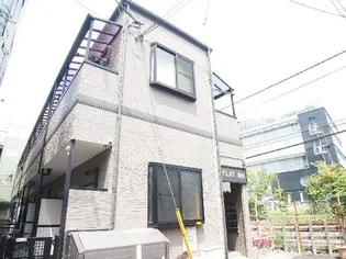 フラット新宿1【2階】の外観