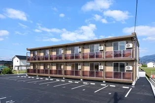 カプリース【1階】の外観