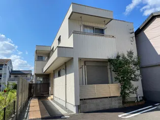 ラーナ【1階】の外観