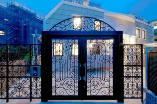 M A HILLS AKASAKAの画像