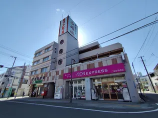 大市ビル【3階】の外観