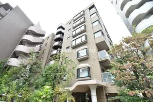 エスティガーデン【2階】の外観