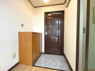 氏原ハイツ【3階】の玄関