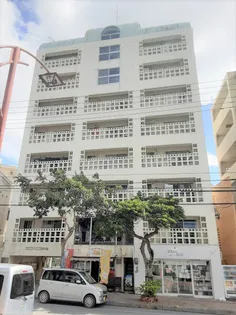 ウエラハウス【5階】の外観