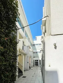 東京都渋谷区神宮前2【マンション】の外観