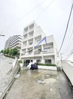 LOUIS【3階】の外観