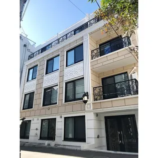 東京都渋谷区神宮前2【マンション】の外観