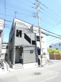 サンロイヤル深草【3階】の外観