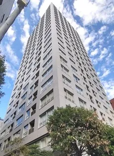 東京都港区三田1【マンション】の外観
