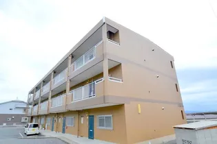 ニューマリッチフジモト【1階】の外観