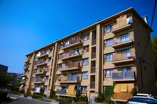 公社賃貸SMALIO 香里三井B【5階】の外観