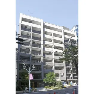 東京都新宿区新宿1【マンション】の外観