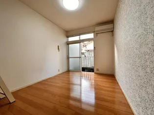 テリーハウス【1階】の居間