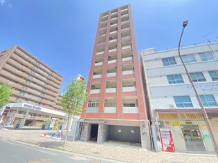 KDXレジデンス西院の外観