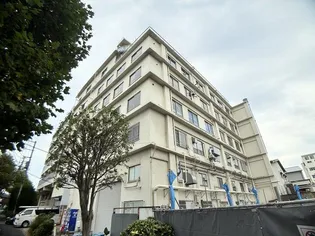 東京都江戸川区中央3【マンション】の外観