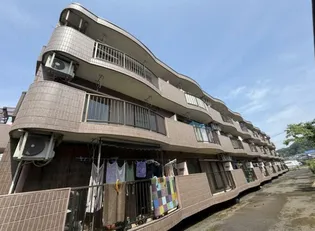 クラウンハウスの画像