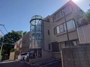 東京都港区西麻布4【マンション】の外観