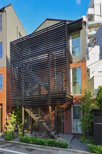 東京都世田谷区上馬4【アパート】の外観