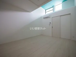 ロワイヤルアイランド長神田IIIの内装