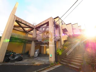 神奈川県横浜市神奈川区三ツ沢上町【アパート】の外観