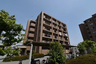 フローラ大塚弐番館【4階】の外観