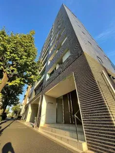 東京都渋谷区神宮前1【マンション】の外観