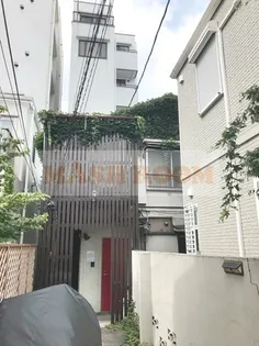 東京都中野区新井4【アパート】の外観